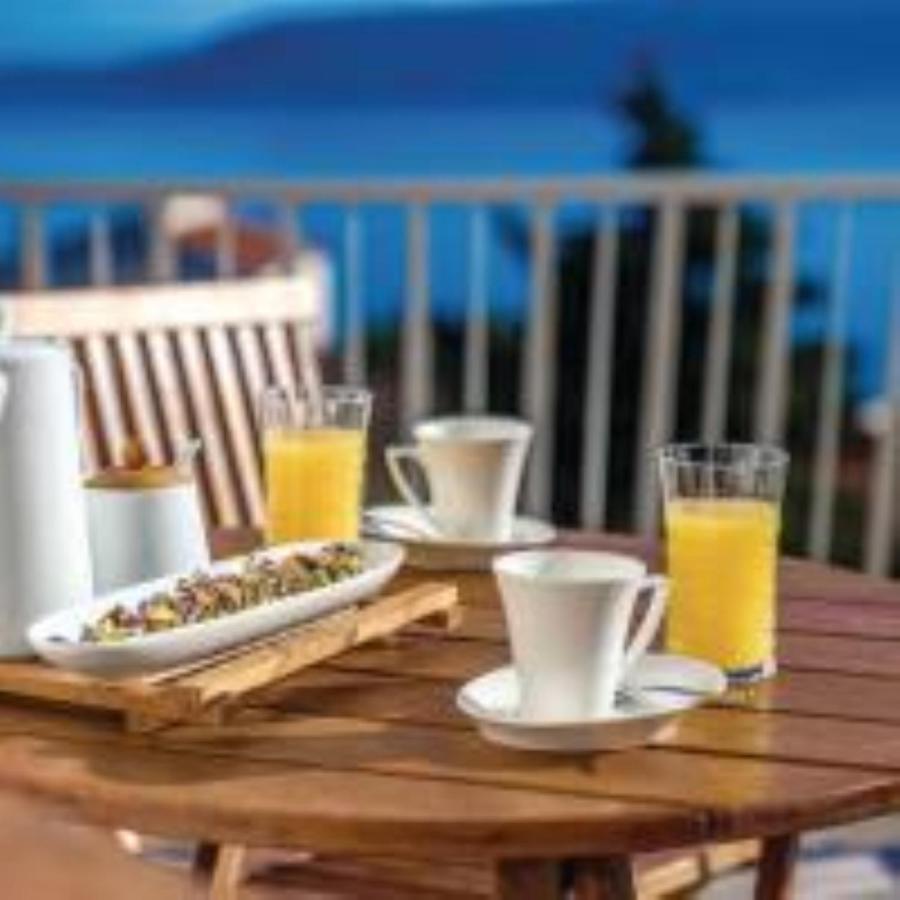 Holiday Home Sea View Brseč Exteriér fotografie